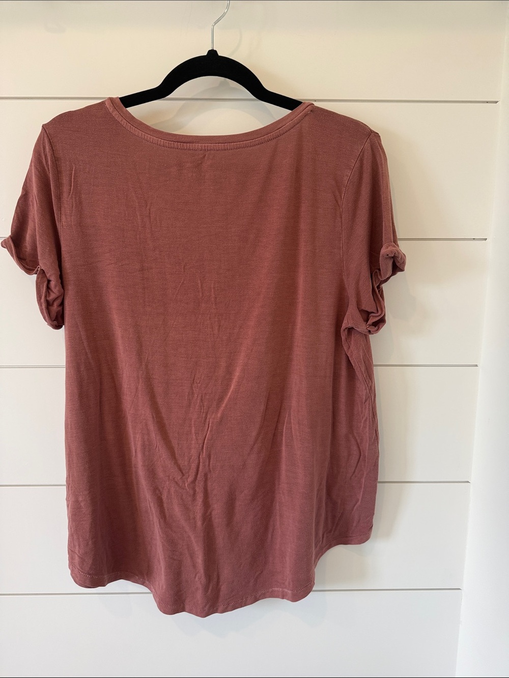 Soft & Sexy V-Neck Short Sleeve Tee in Dusty Rose - Picture 4 of 6